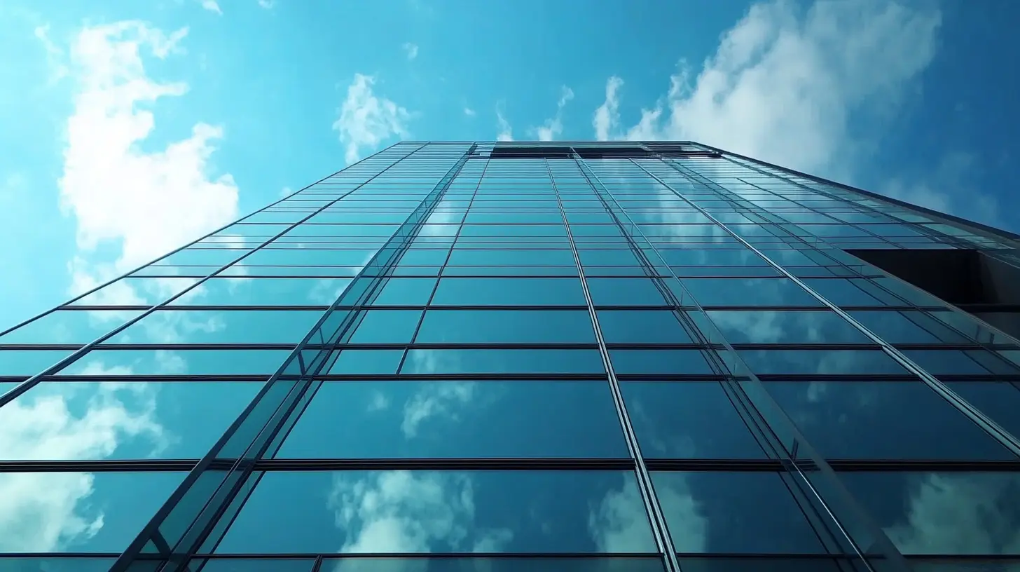 Innovative Uses of Plastic Cladding Sheets in Modern Construction